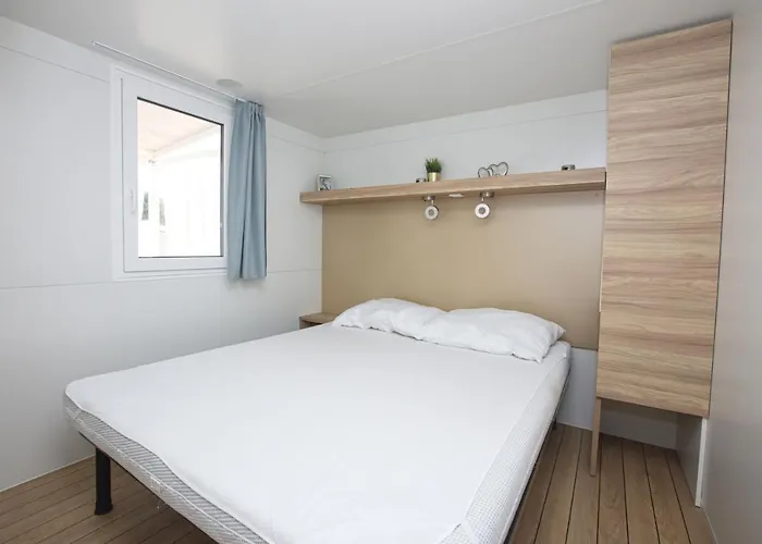 With Parking Space Biograd Na Moru, Biograd - 18928 Apartman *